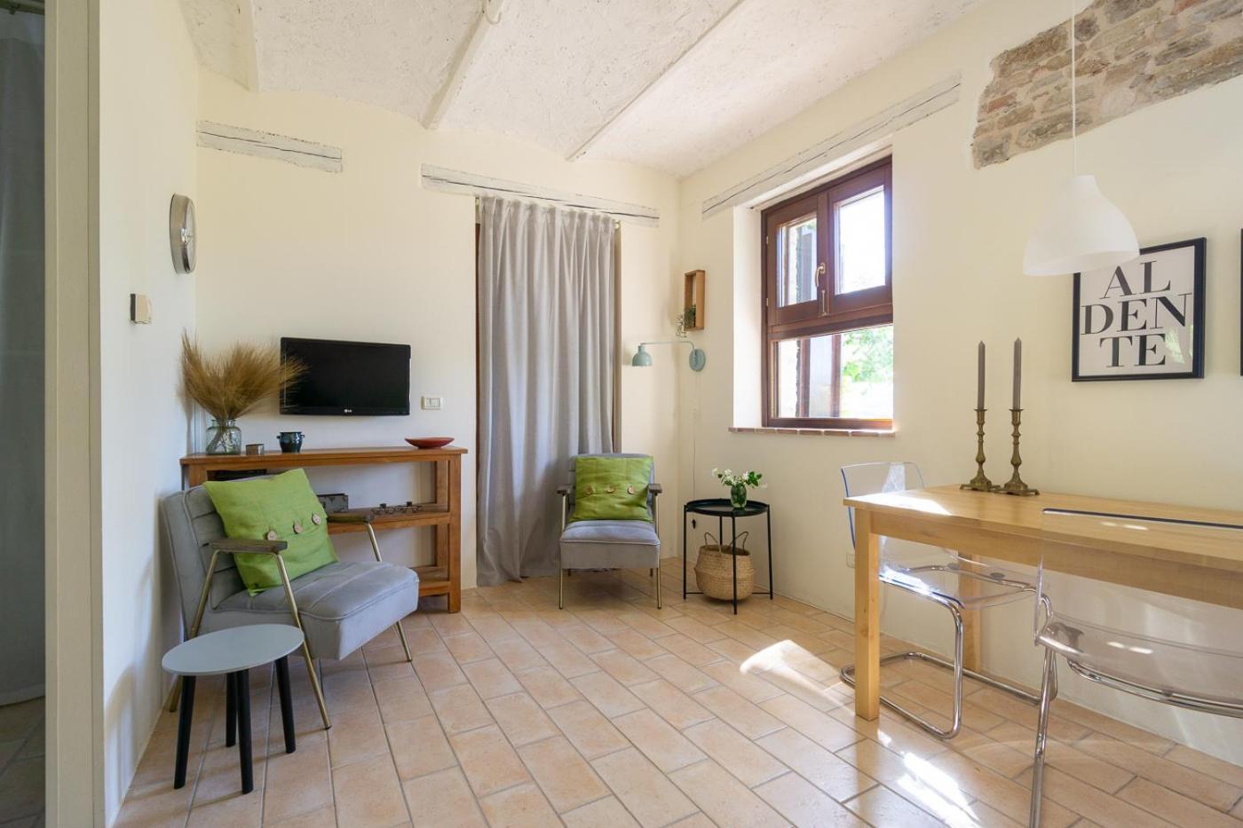 Rosa Nel Pozzo Apartments And B&B San Pietro  Exterior photo