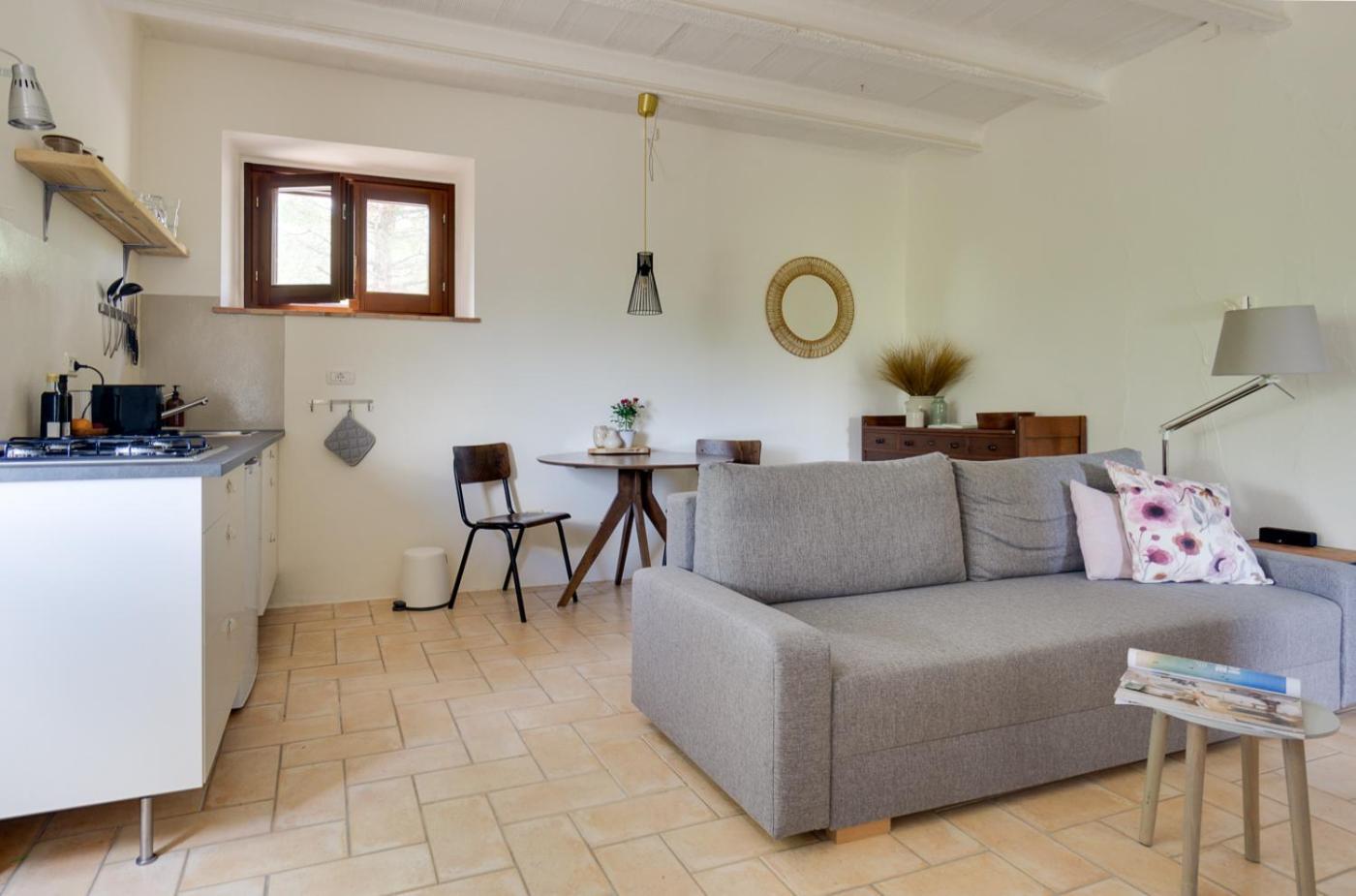 Rosa Nel Pozzo Apartments And B&B San Pietro  Exterior photo
